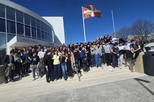 La FP vasca y el Parque Tecnológico de Euskadi reúnen en el Campus Donostia a 390 estudiantes de bachillerato para mostrarles las oportunidades laborales en las empresas